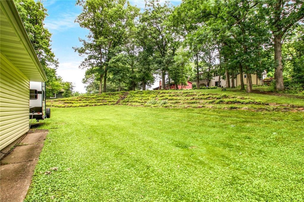 1151 Primrose Ln - Photo 3 of 29