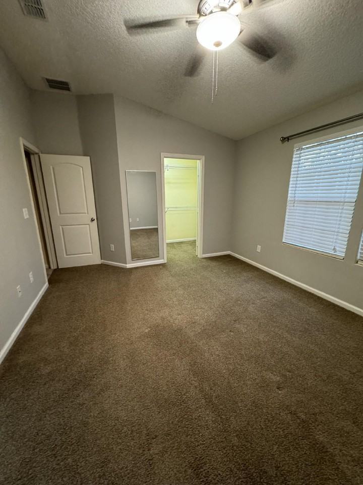 13321 Low Tide Way - Photo 3 of 19