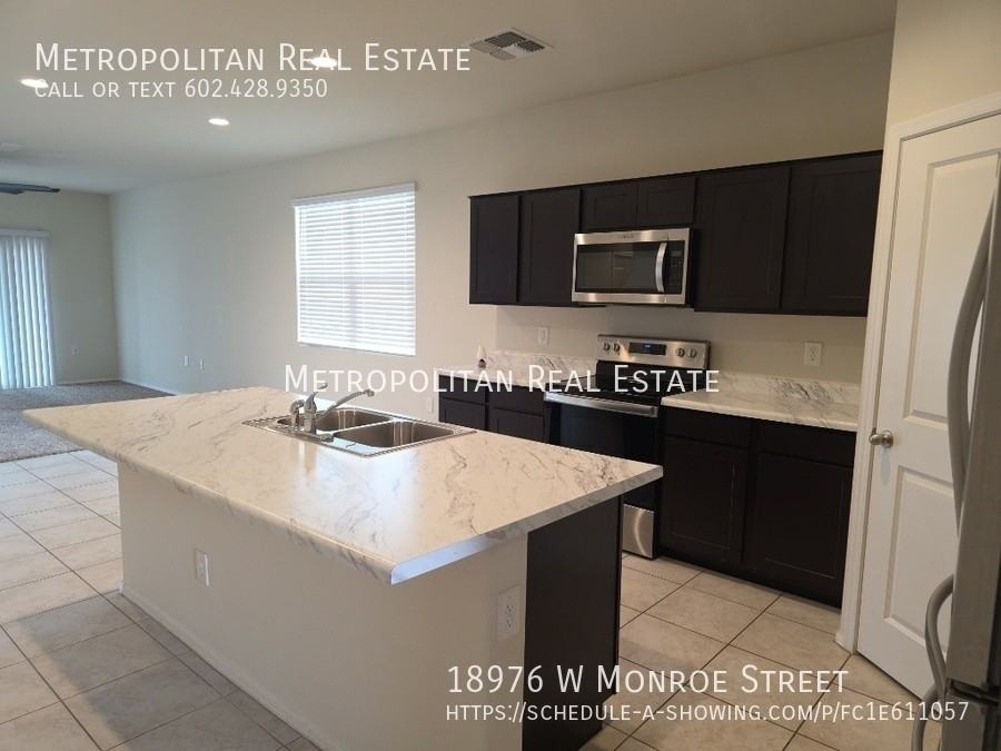 18976 W Monroe St - Photo 4 of 18