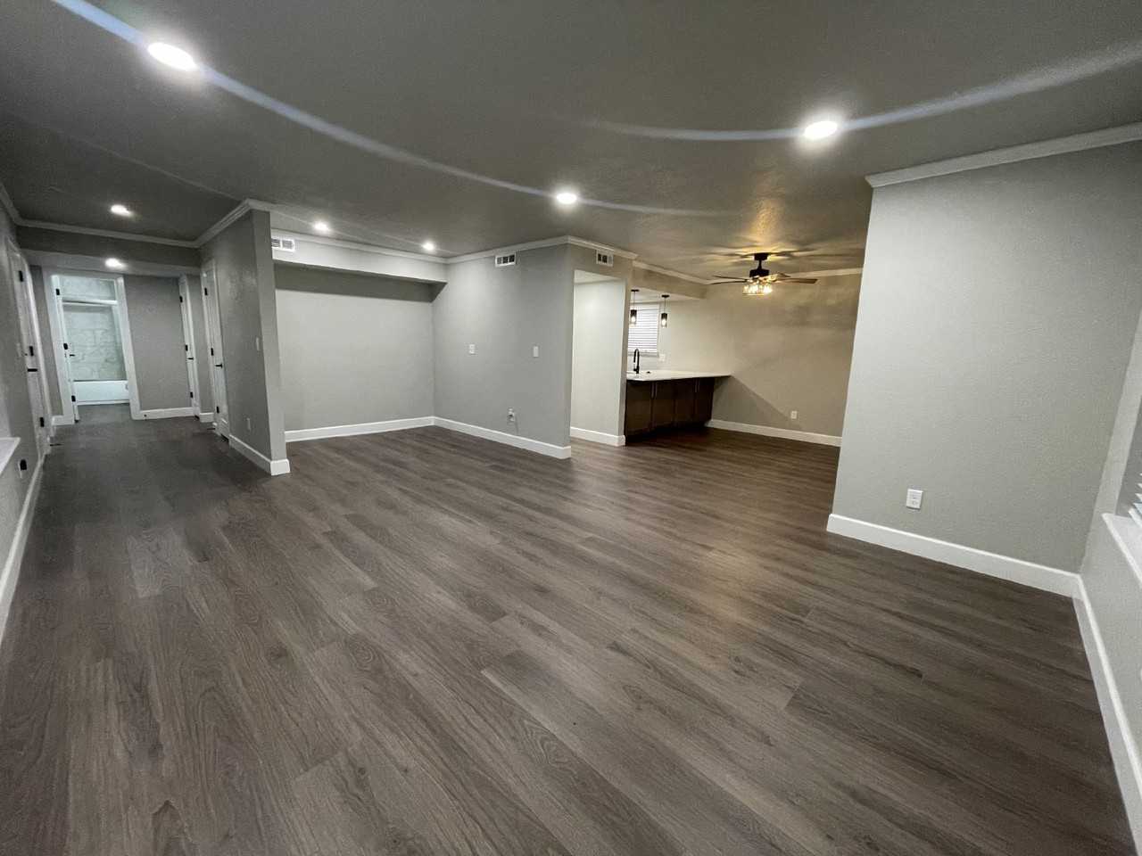 4400 Hemingway Dr #115 - Photo 6 of 50