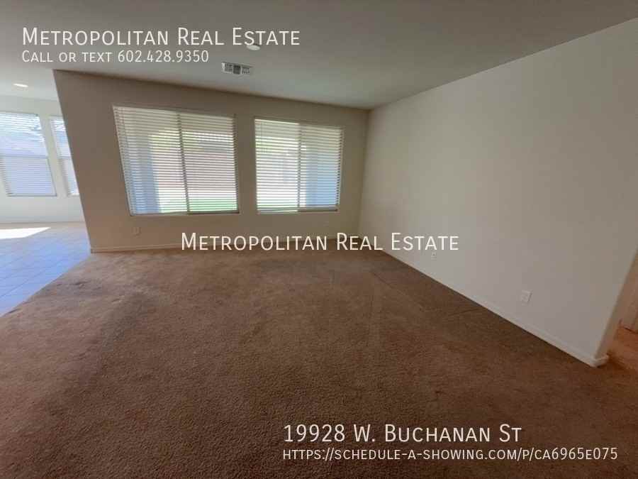 19928 W Buchanan St - Photo 4 of 19