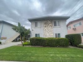 featured image of 10300 La Reina Ave