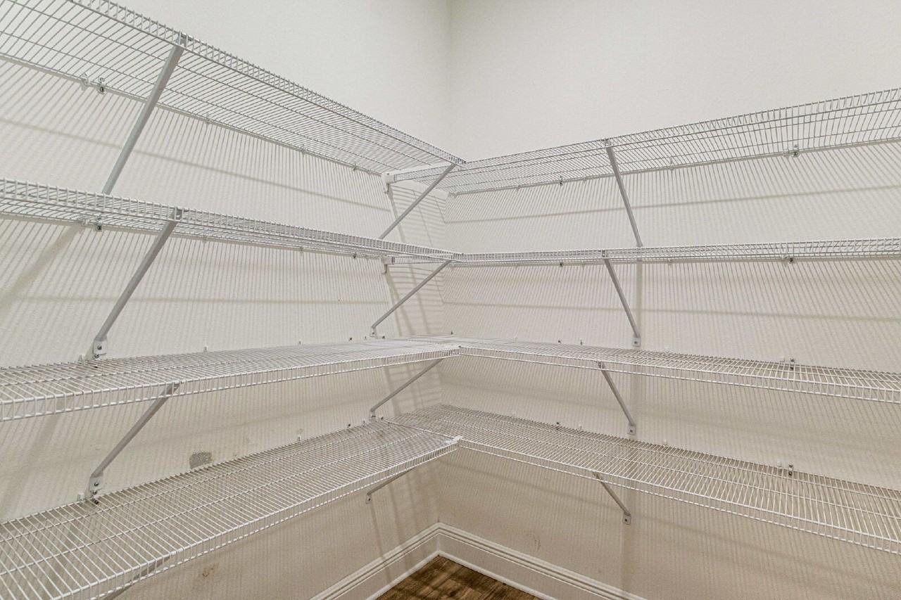 7684 Old Hickory Dr - Photo 7 of 42