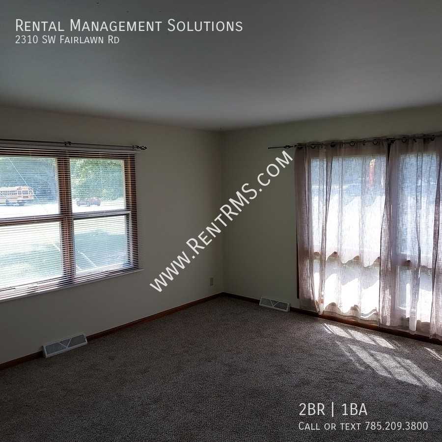 2310 Sw Fairlawn Rd - Photo 4 of 22