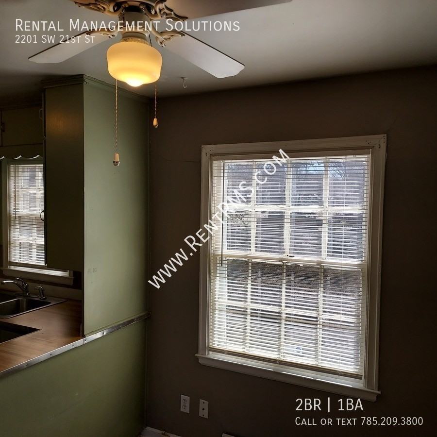 2201 Sw 21st St - Photo 7 of 22