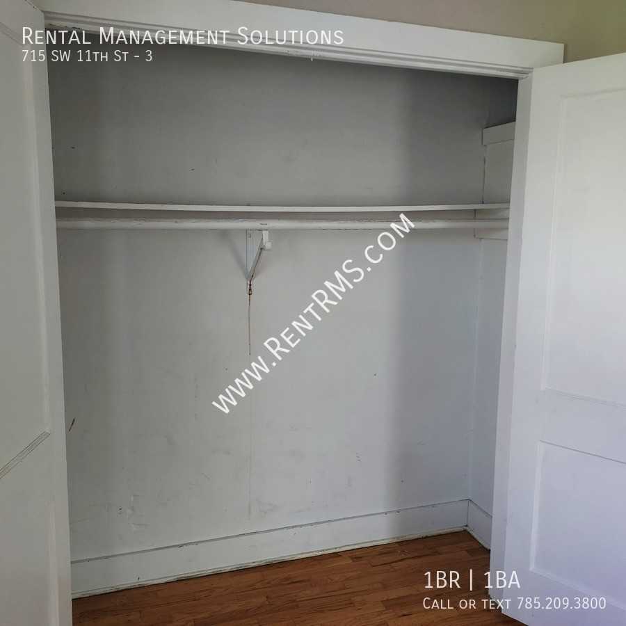 715 Sw 11th St #3 - Photo 7 of 20