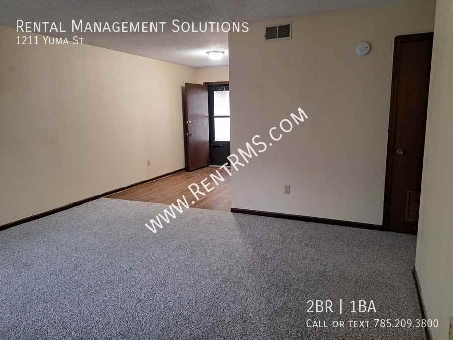 1211 Yuma St - Photo 3 of 19