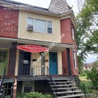 featured image of 929 Sw Huntoon St #2