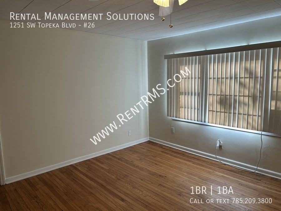 1251 Sw Topeka Blvd #26 - Photo 2 of 9