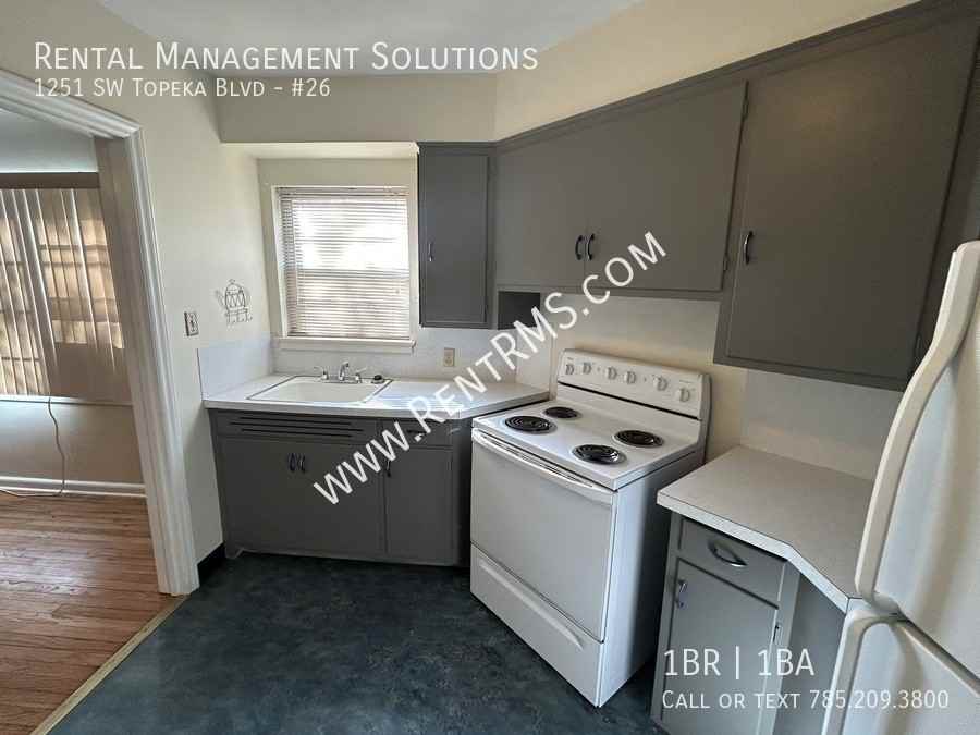 1251 Sw Topeka Blvd #26 - Photo 5 of 9