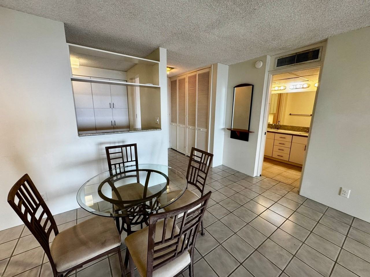 1650 Ala Moana Blvd #911 - Photo 4 of 22