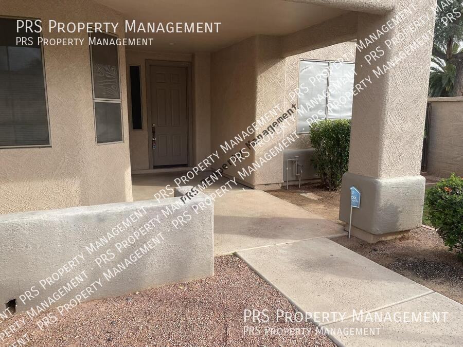 291 S Forest Dr - Photo 2 of 21