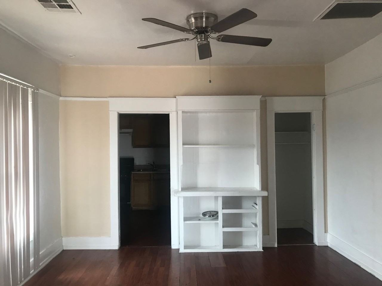 318 N 12th St #2 - Photo 4 of 6