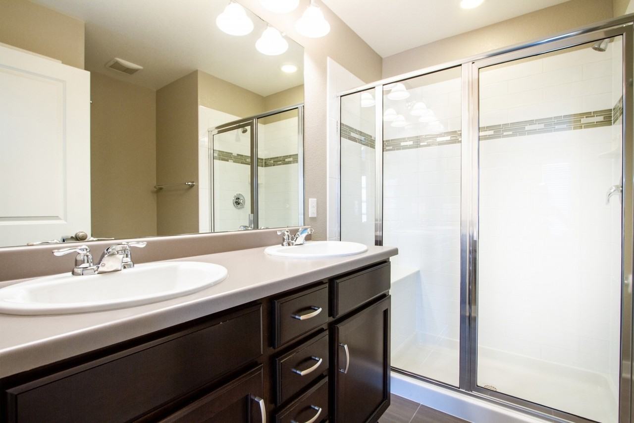 11329 Uptown Ave - Photo 7 of 15