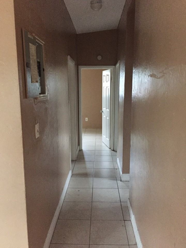 3025 Nw 8th Rd - Photo 5 of 13