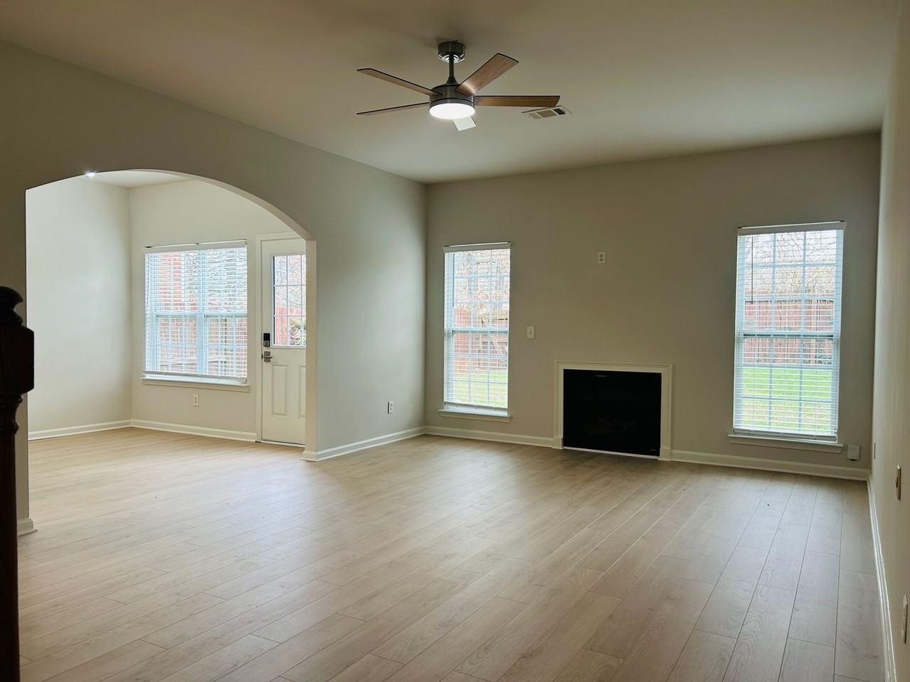 11 Rockcress Ct - Photo 3 of 26