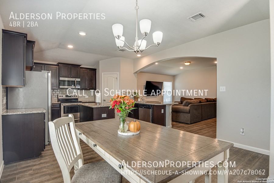 2292 Olive Hill Dr - Photo 3 of 16