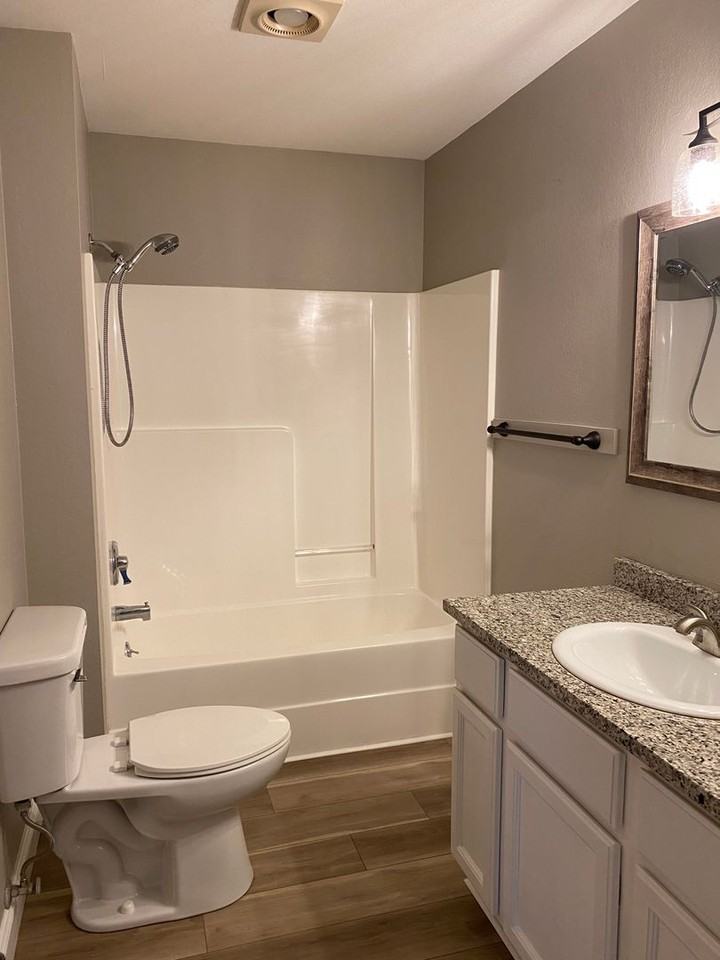 1278 S Pinhook Dr - Photo 7 of 11