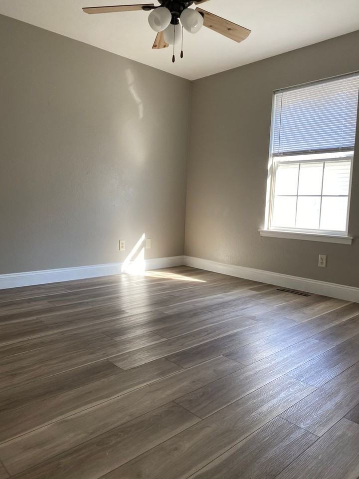 1278 S Pinhook Dr - Photo 7 of 11