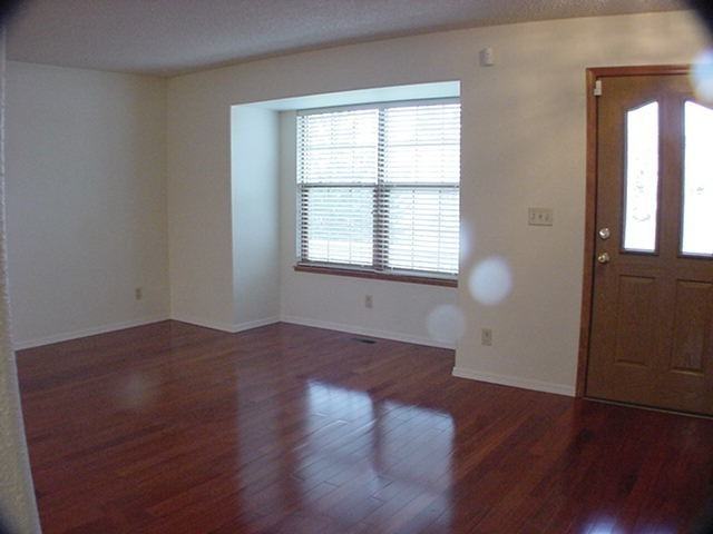 7935 Manston Dr - Photo 2 of 13