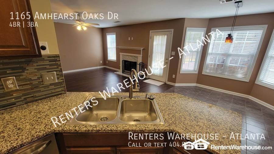 1165 Amhearst Oaks Dr - Photo 6 of 26