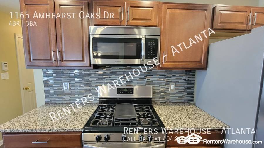 1165 Amhearst Oaks Dr - Photo 7 of 26