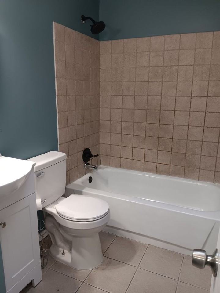 1310 Patrick Henry Pl - Photo 5 of 5