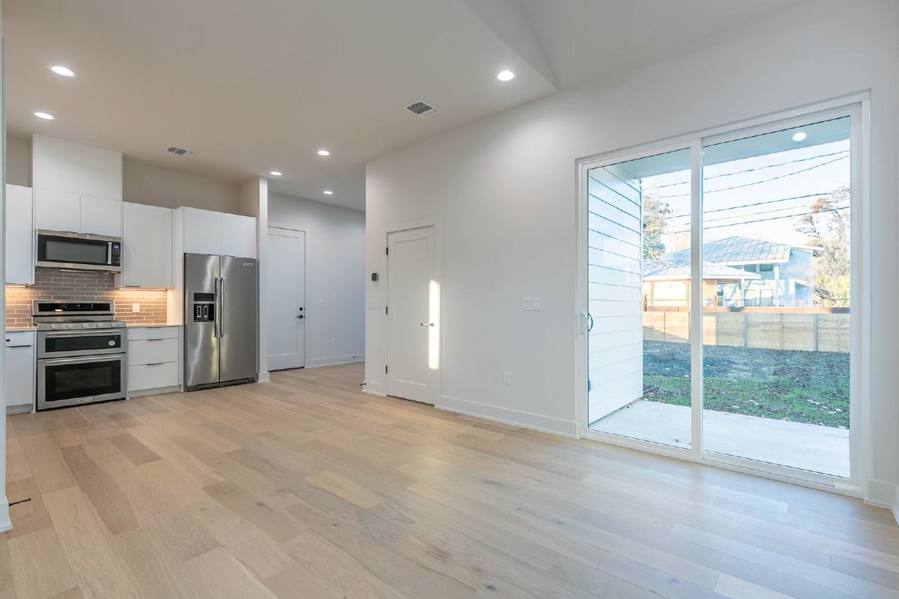 2008 Canterbury St - Photo 3 of 23