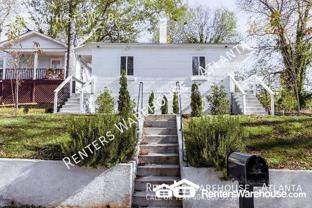 958 Smith St Sw #B - Photo 1 of 1