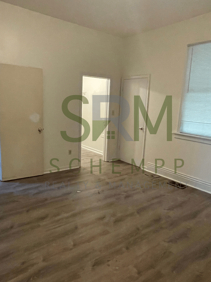 2912 Greenwood Ave - Photo 4 of 22