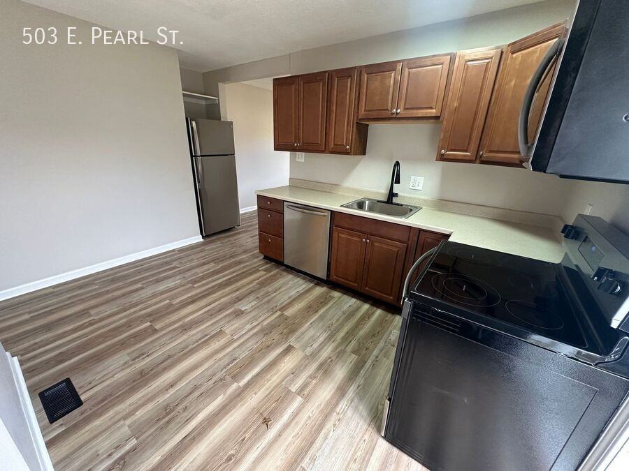 503 E Pearl St - Photo 7 of 14