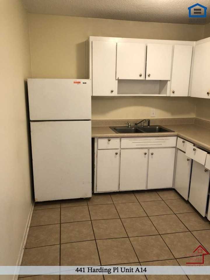 441 Harding Pl #A14 - Photo 5 of 22