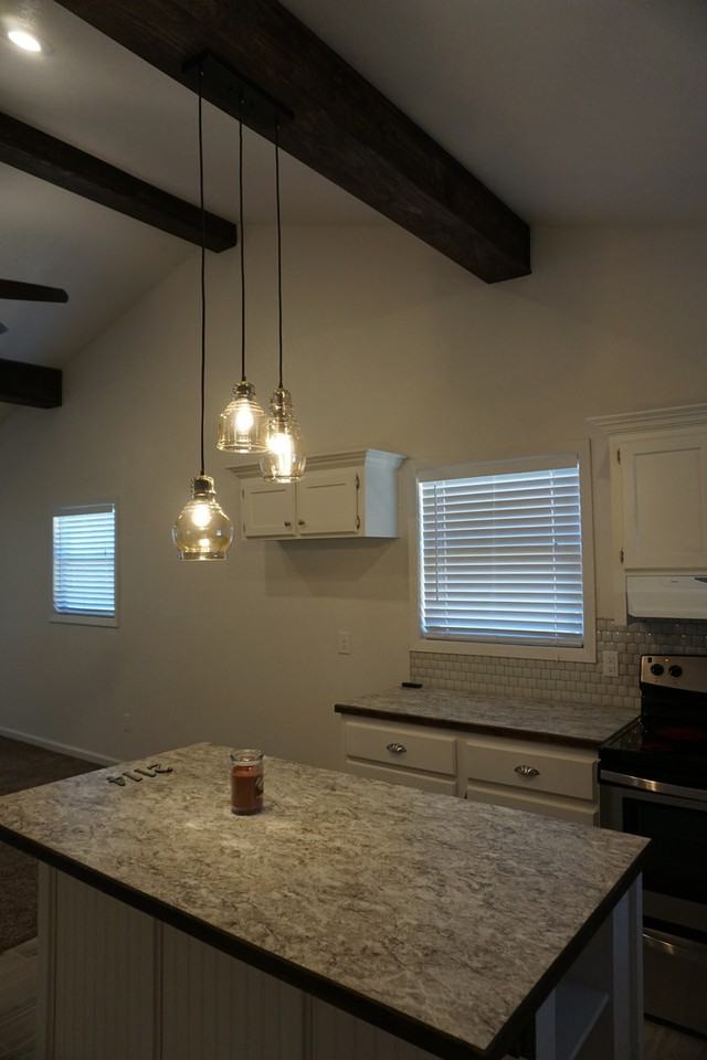 2114 24th St - Photo 4 of 13