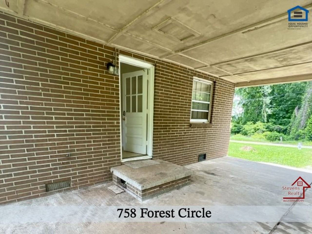 758 Forest Cir - Photo 3 of 19