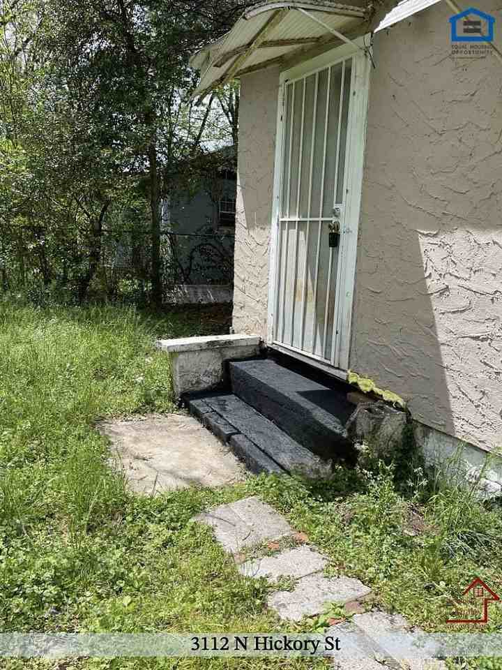 3112 N Hickory St - Photo 4 of 20