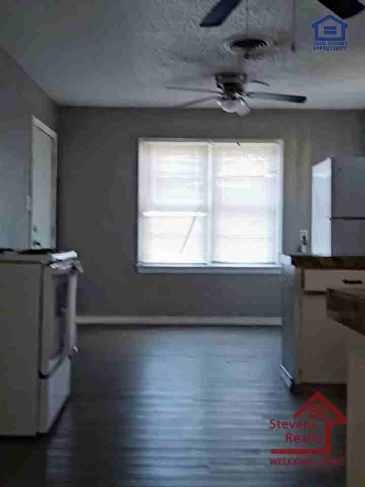 2908 Nw Prentice Ave - Photo 3 of 16