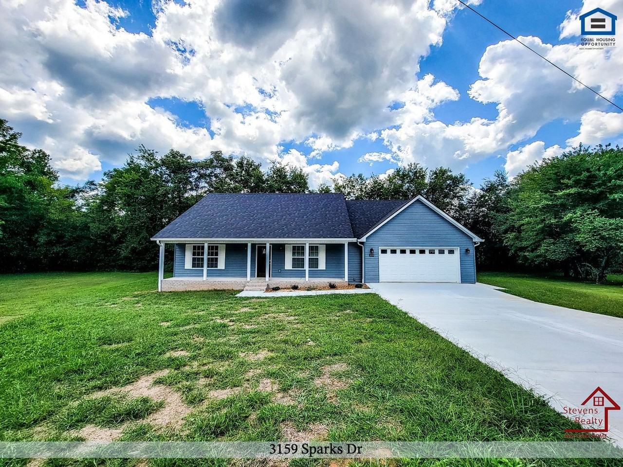 3159 Sparks Dr - Photo 2 of 24
