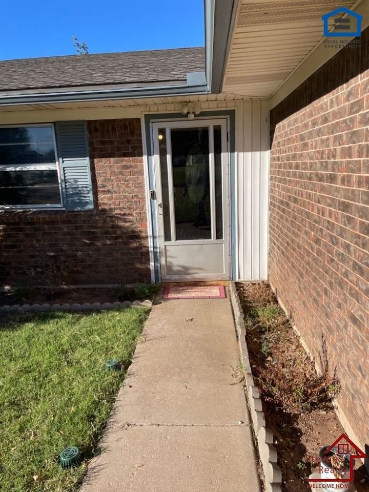 4708 Se Sunnymeade Dr - Photo 4 of 26