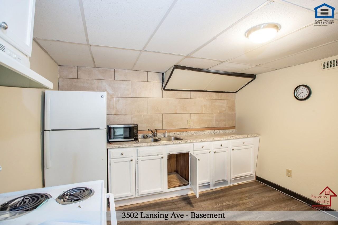 3502 Lansing Ave Bsmt #Bsmt - Photo 7 of 16