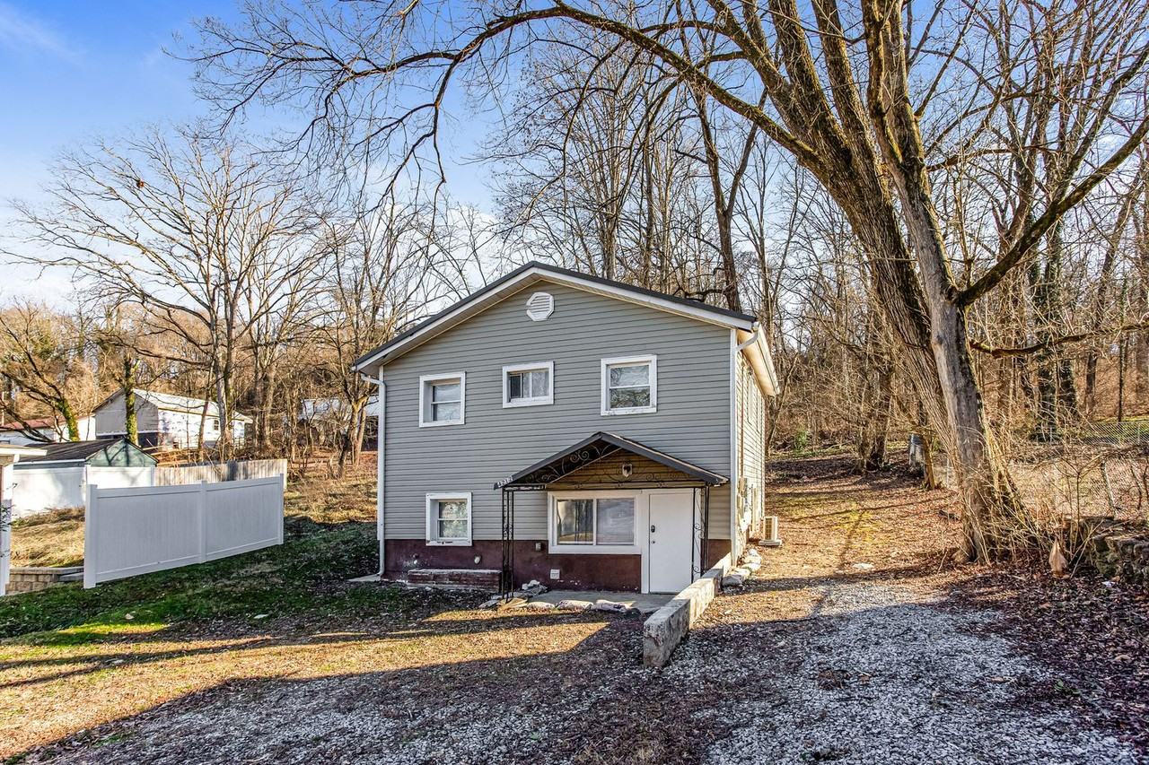 4212 Ivy Ave - Photo 3 of 18