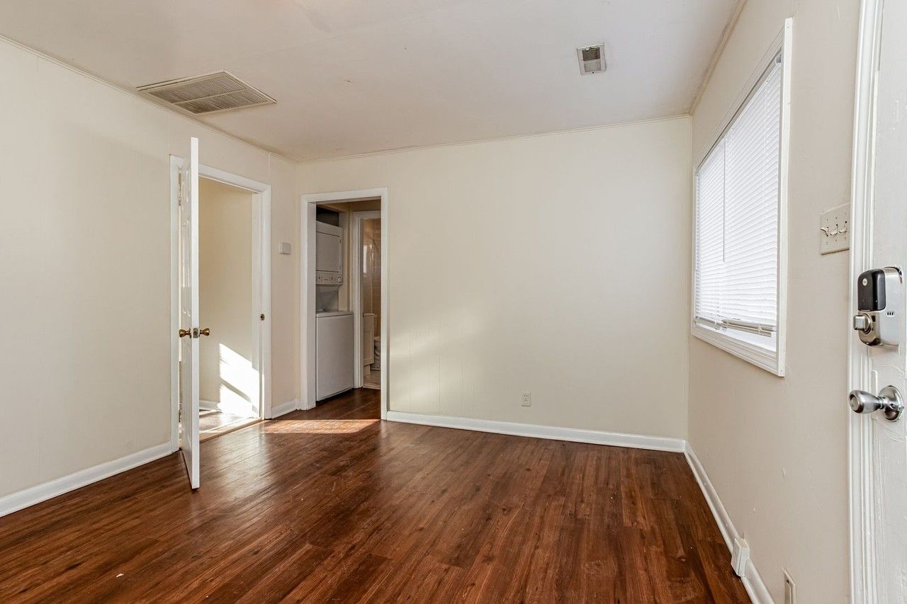 4212 Ivy Ave - Photo 5 of 18