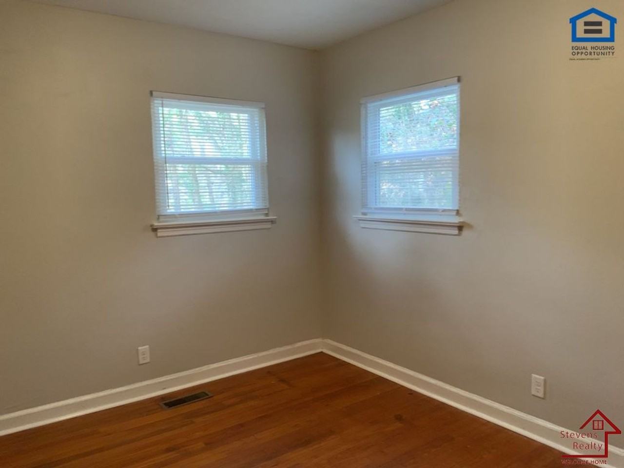 304 Tunnel Blvd - Photo 6 of 14