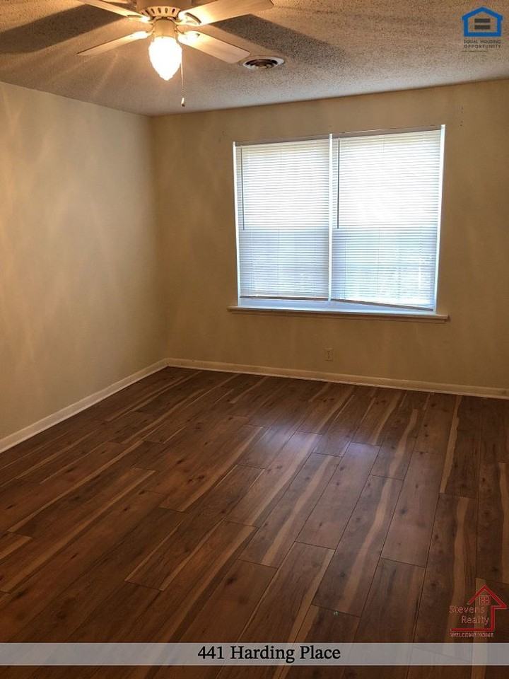 441 Harding Pl #H10 - Photo 4 of 22