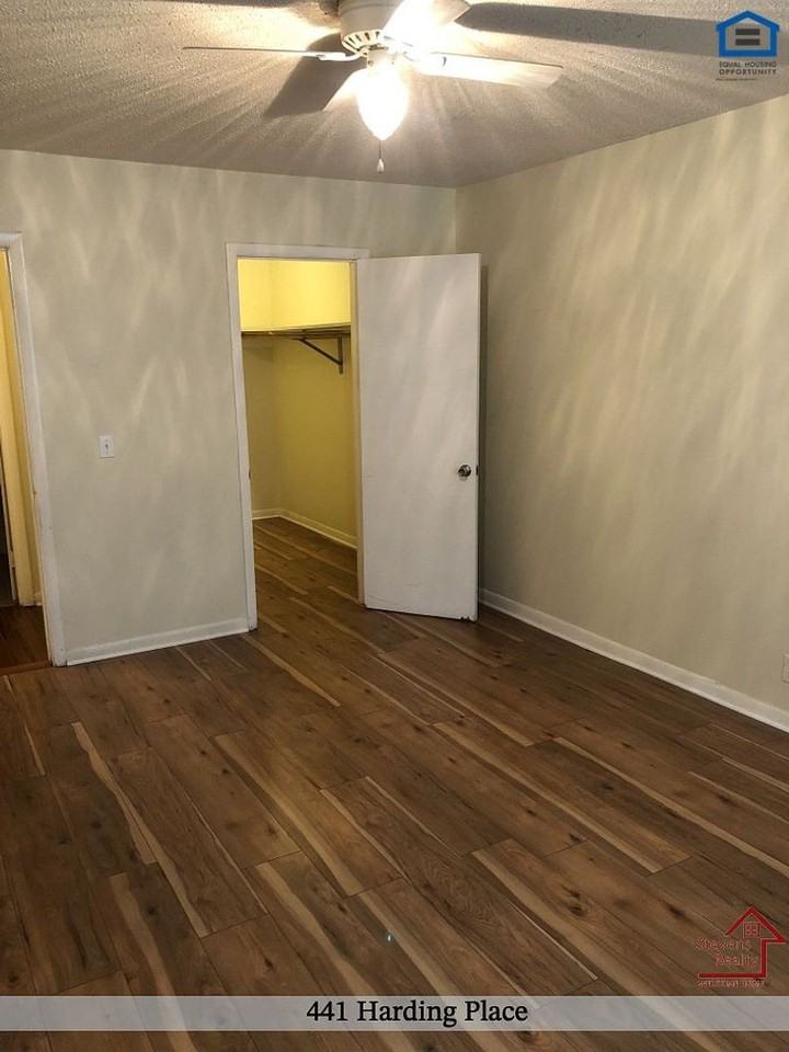 441 Harding Pl #H10 - Photo 7 of 22