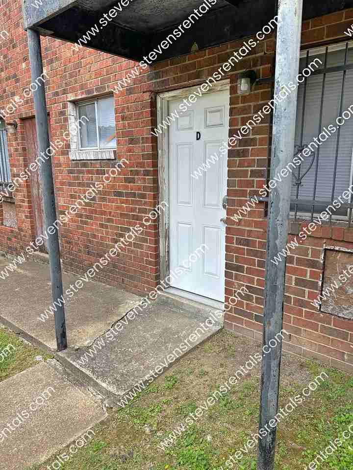 2830 Georgia Ave #D - Photo 3 of 10