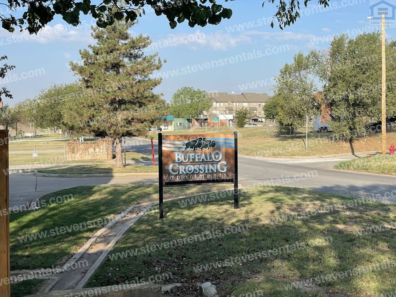 1912 Sw D Ave #D - Photo 2 of 14