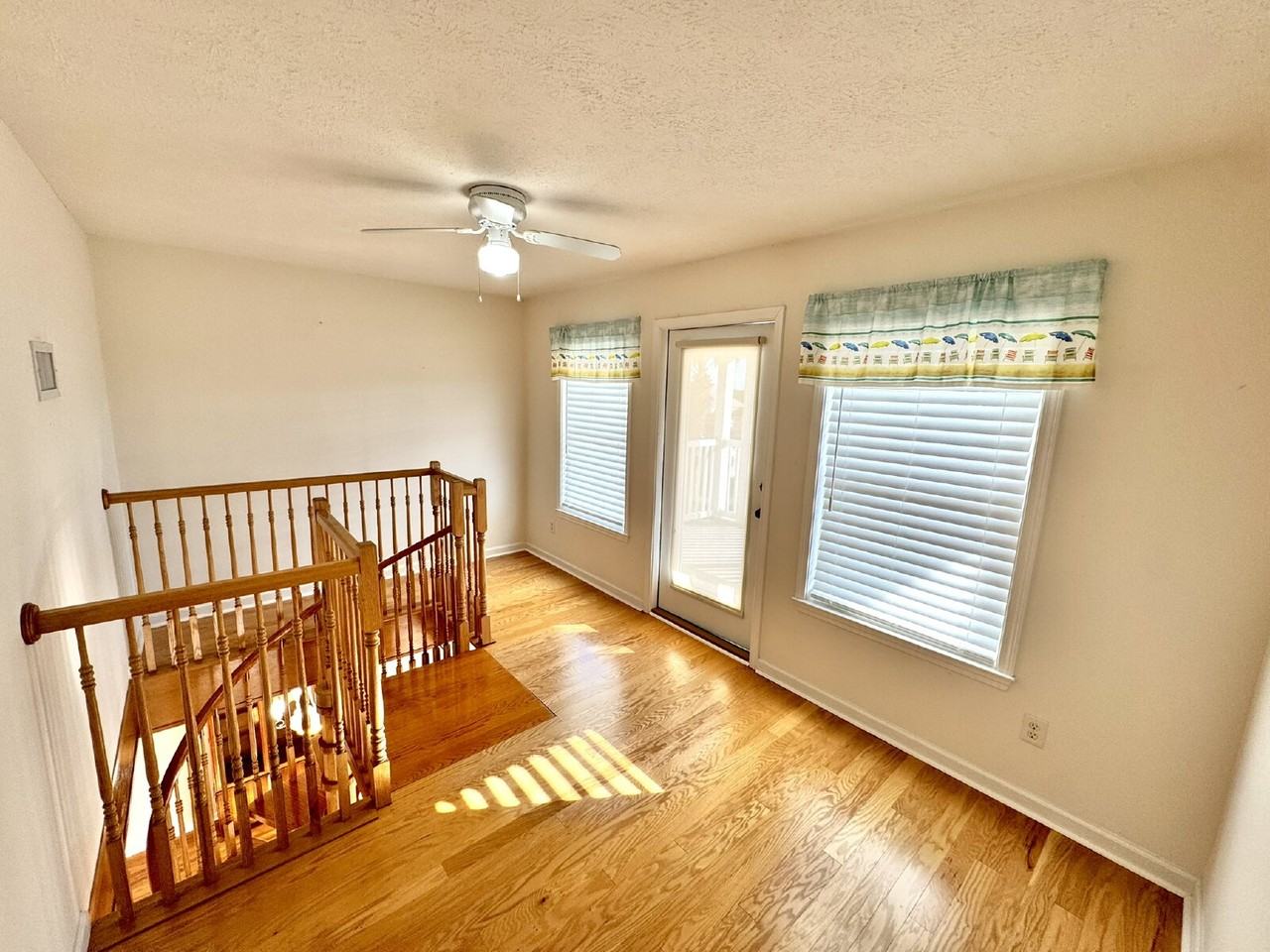 13800 Pelican St - Photo 7 of 37