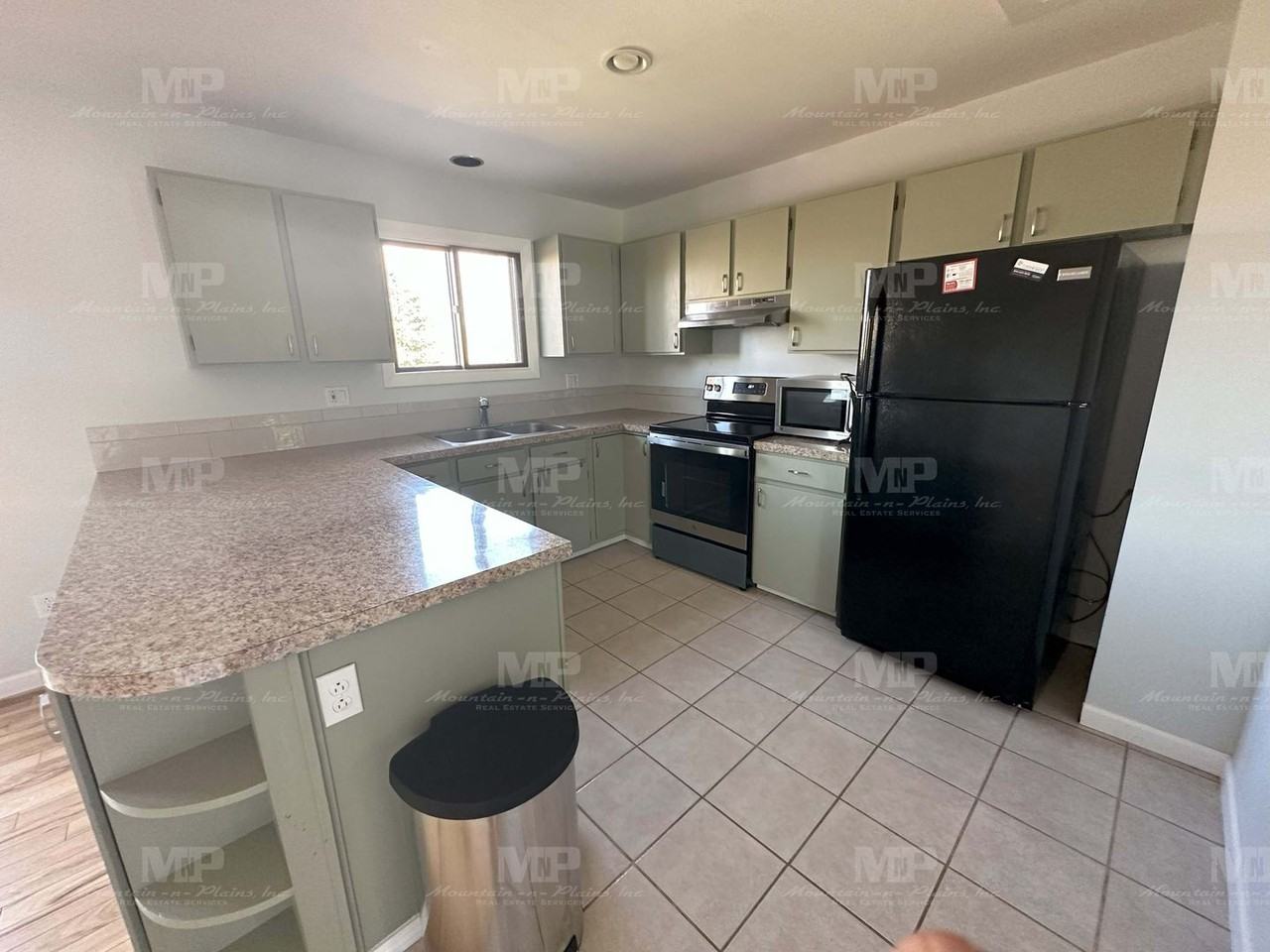 2012 Langshire Dr - Photo 4 of 20