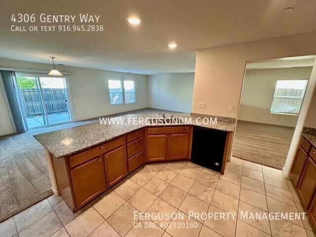 4306 Gentry Way - Photo 3 of 20