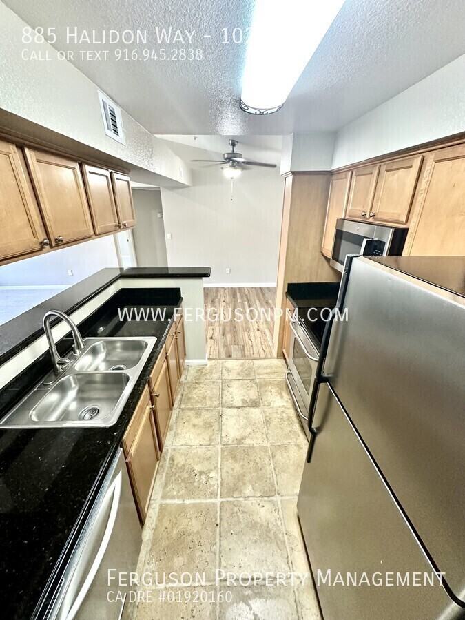 885 Halidon Way #1027 - Photo 7 of 15